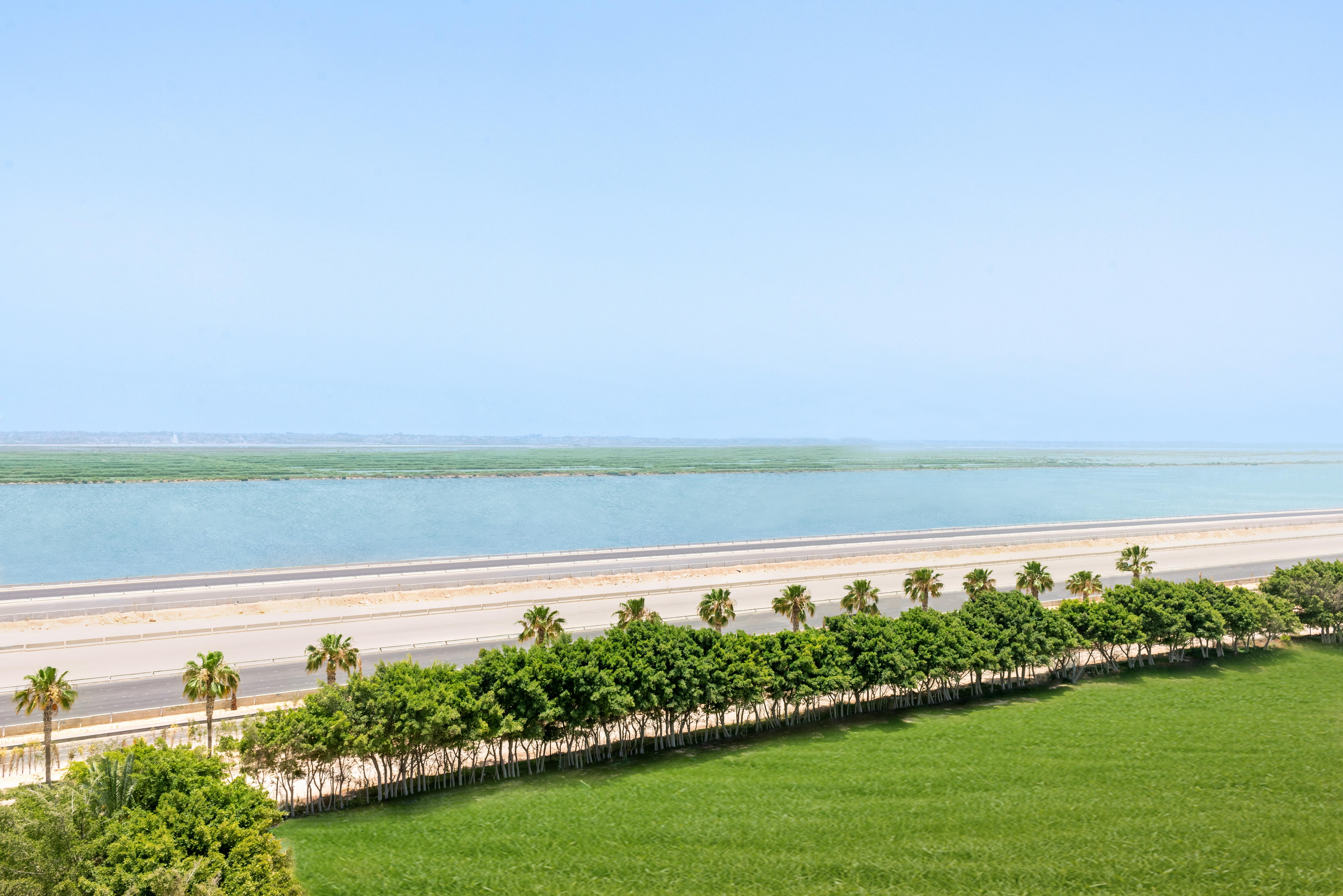 Radisson Blu Hotel & Convention Center, Alexandria Exterior photo